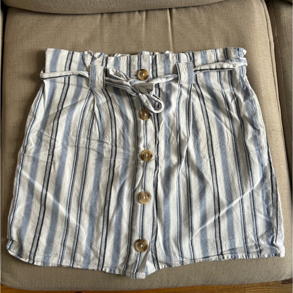 High Wasted Short Striped Skirt with Tie Belt- Size Large